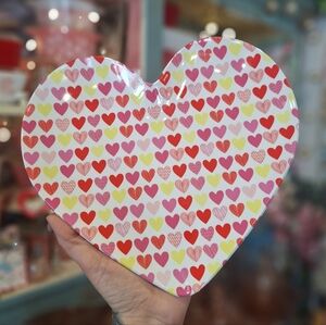 5pcs 🖤 Free W Bundle Target Heart Valentines Day Plates , Pink Melamine Plates